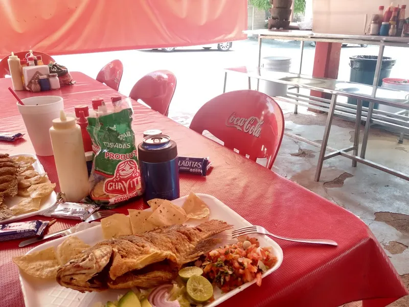 La Fiera Mariscos Pescado Frito
