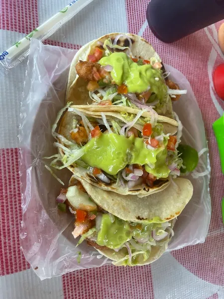 Tacos y Quesadillas de Camarón "Celestino"