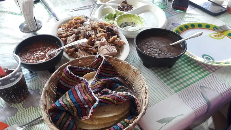 "Los Coquitos"