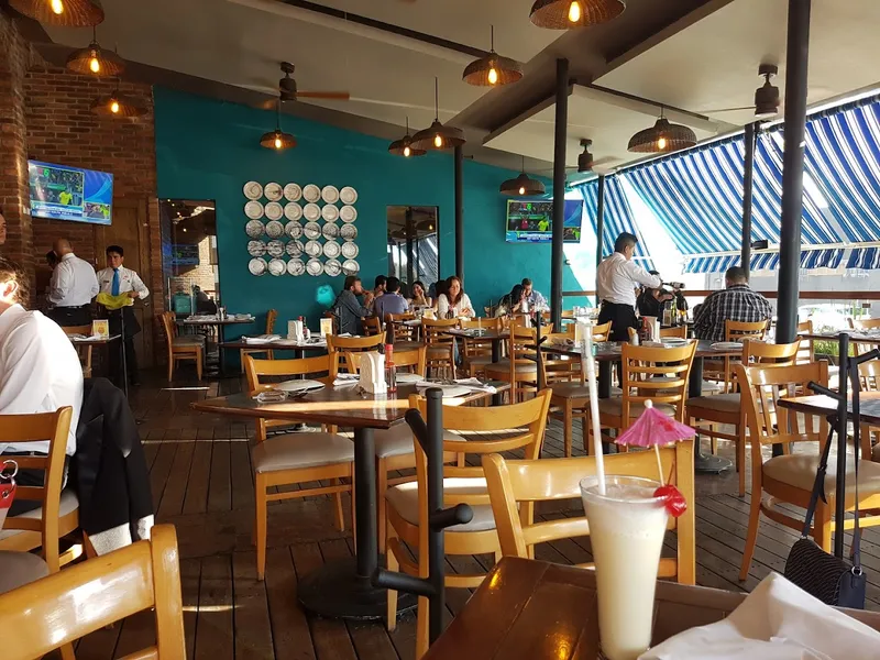 Los Arcos Restaurant