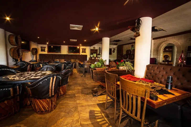 Hacienda Los Compadres