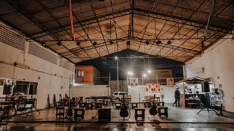 Expreso Colima (cocina café y arte)