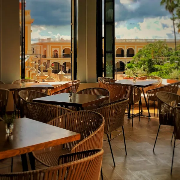 Restaurante Italiano, Café & Bar - Piacere Della Vita