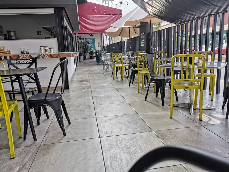 Cafetería De La Cruz