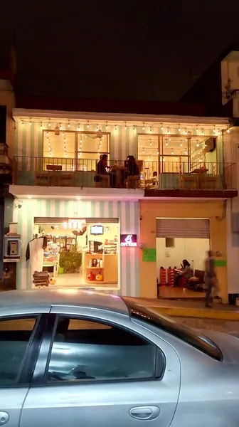CANELA STREET SUCURSAL REVOLUCIÓN