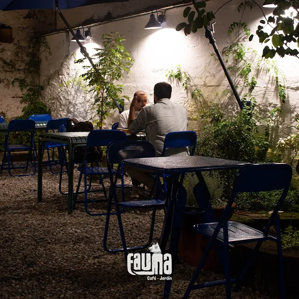 Fauna Café • Jardín