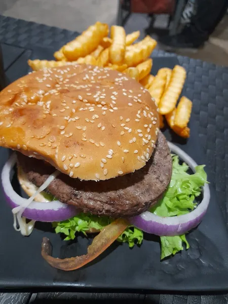 Las Brasas Burger & Tacos
