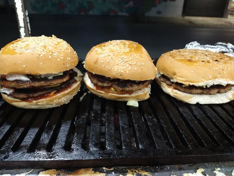 Las Únicas De Zavaleta Hamburguesas al Carbón