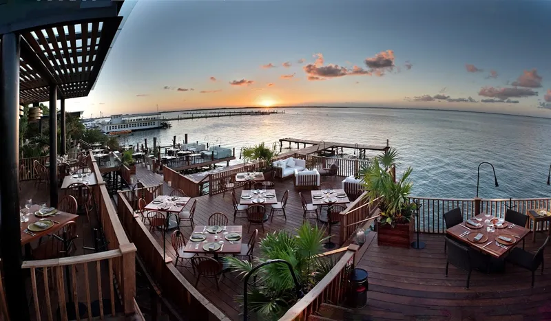 RosaNegra | Latin American Restaurant in Cancun