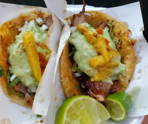 tacos al pastor de Colonia Lomas del Matamoros Tijuana