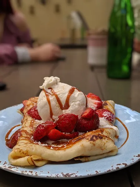 Fika Café & Crepas