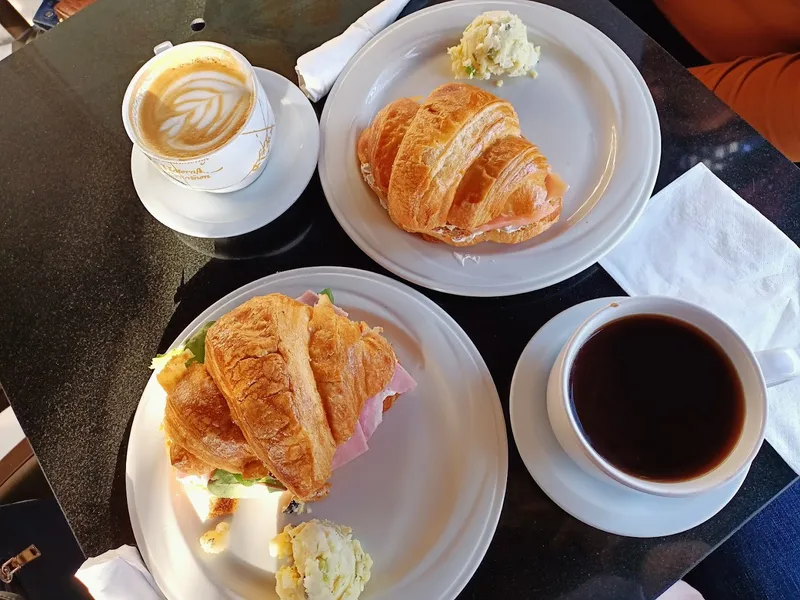 Café Casa Paris