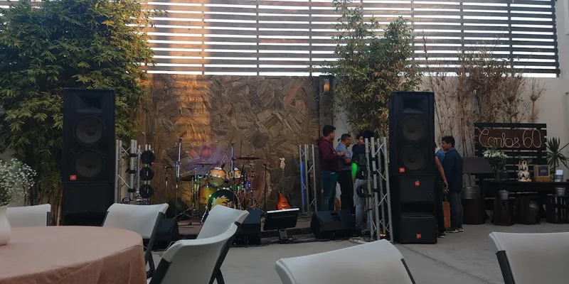Salón Sanyago