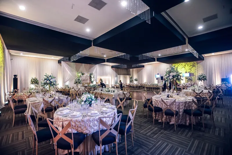 Salón La Ronda