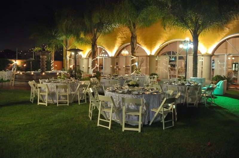 Hacienda Santa Monica