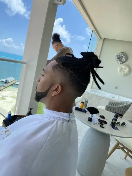Barberia a domicilio CANCUN ZH