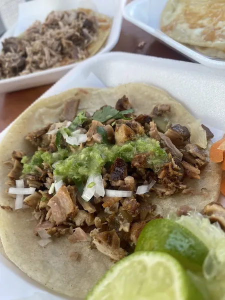Chancho Libre Carnitas