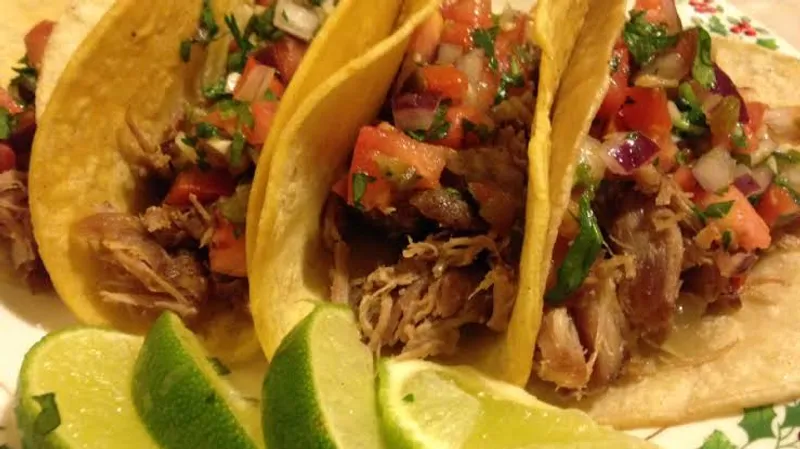 RICAS CARNITAS EL BUCHES