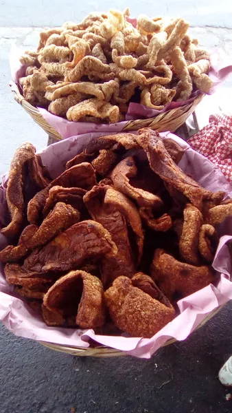 CARNITAS & CHICHARRONES 'EL FLACO'