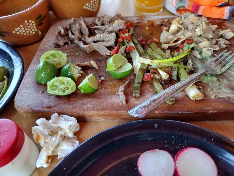 Carnitas El Molcajete