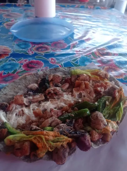Quesadillas y gorditas “Doña Mary”