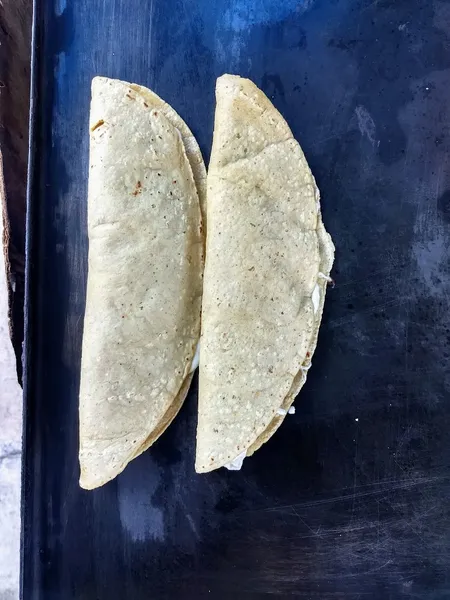 Memelas Y Quesadillas De La Aquiles