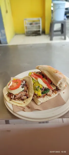 Tortas El Chente