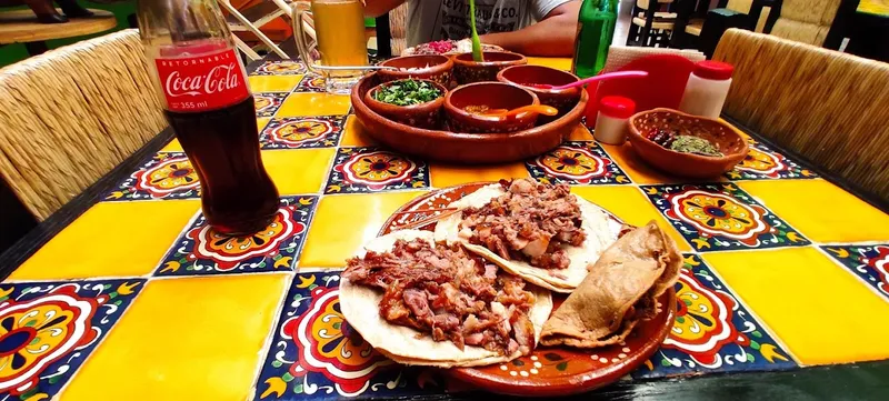 Carnitas M.R. León