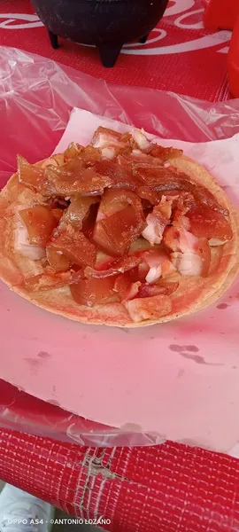 "Minchos Taco" Carnitas