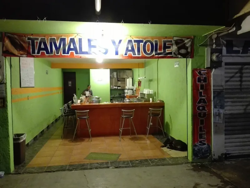 Tamales Y Chilaquiles