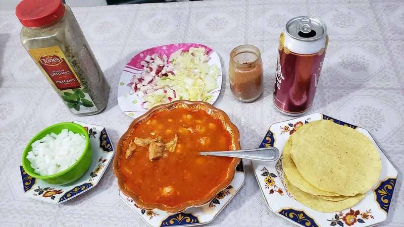 Tacos de guisado pancita ,pozole ,caldo de gallina Mary