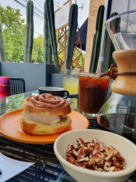 Querida Adela - Café & Cocina