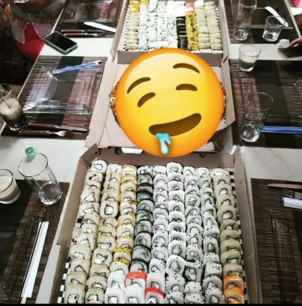 Sushi fast.