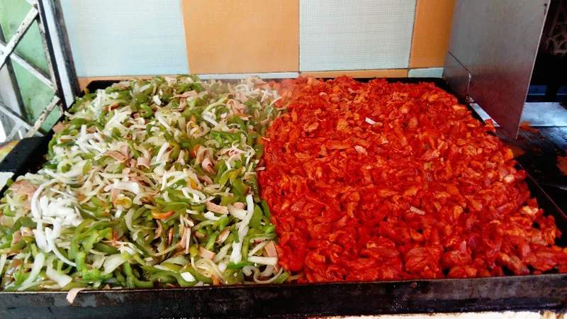 Chucho - Tacos al Pastor