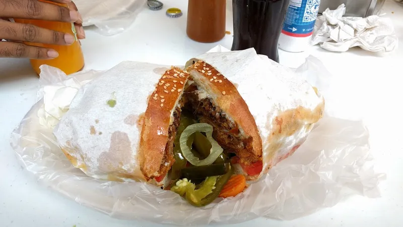 Super Tortas Calientes Madero