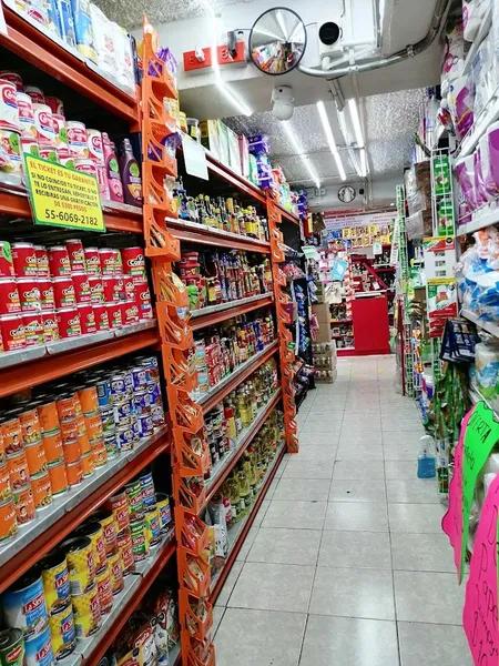 Super tiendas " la esperanza"