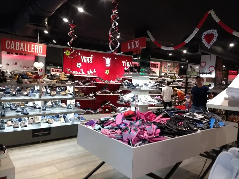 Zapatería 3 Hermanos