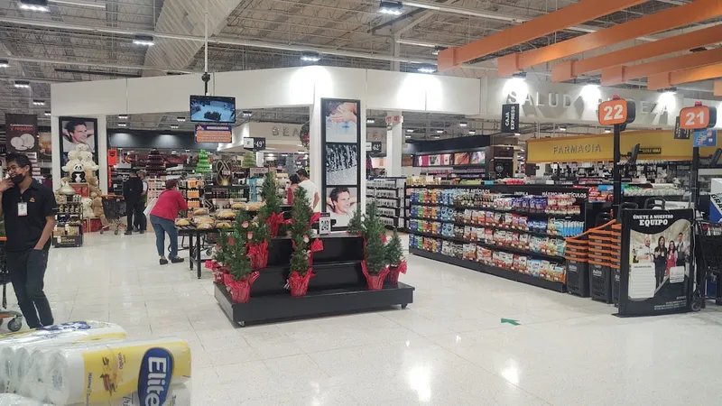 Chedraui Selecto Guadalajara Plaza México.