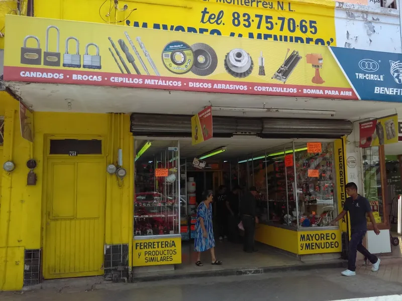 Ferretería y Productos Similares