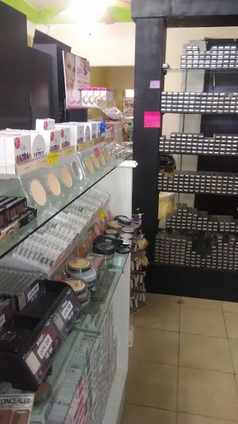 Distribuidora de Productos de Belleza y Uñas Solé