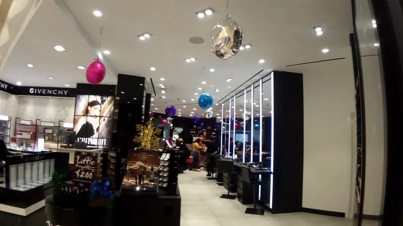M·A·C Cosmetics