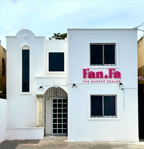 Fan&Fa The Makeup Dealer