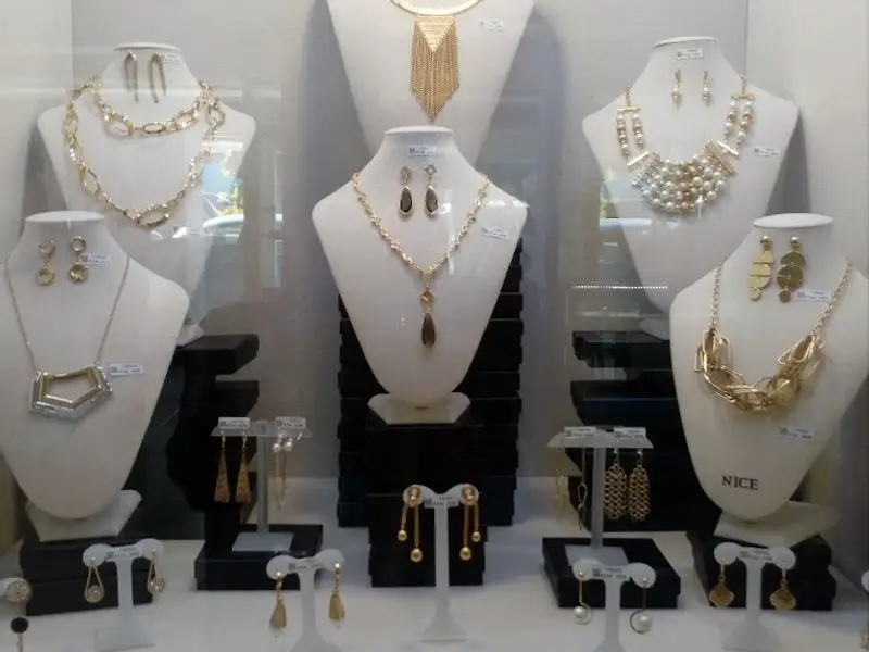 Nice Neza Joyería