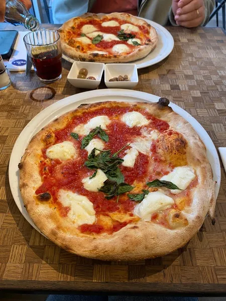 La Perla Pizzeria