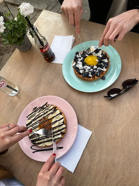 Heart-Garden Waffles & Coffee