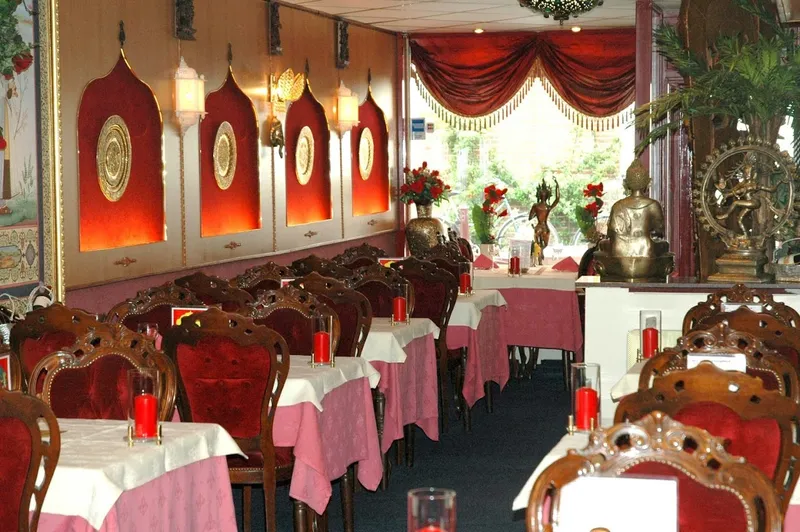 Akbar Indian/Indiaas Restaurant