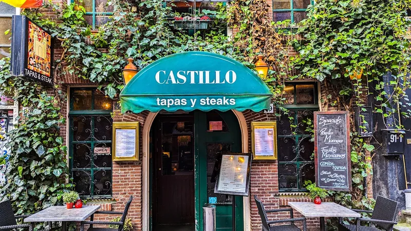 Castillo Tapas y Steaks