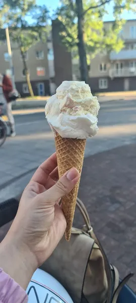 Pont Neuf ice cream