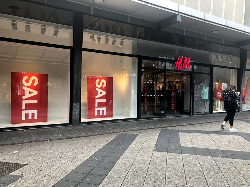 H&M