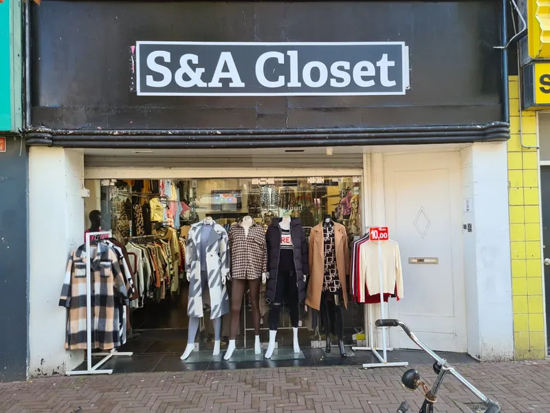 S&A Closet